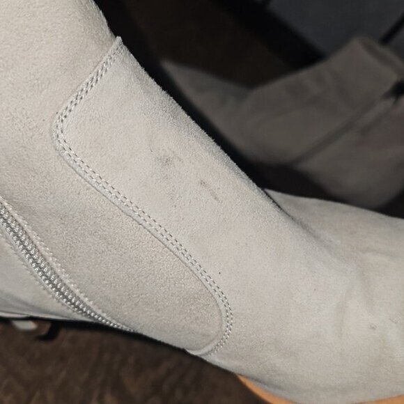 Aquatalia Italy Pointed Toe Ankle Zip Heels Size 5.5 - Picture 4 of 11